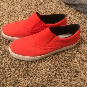 Orange nike skate shoes!!!